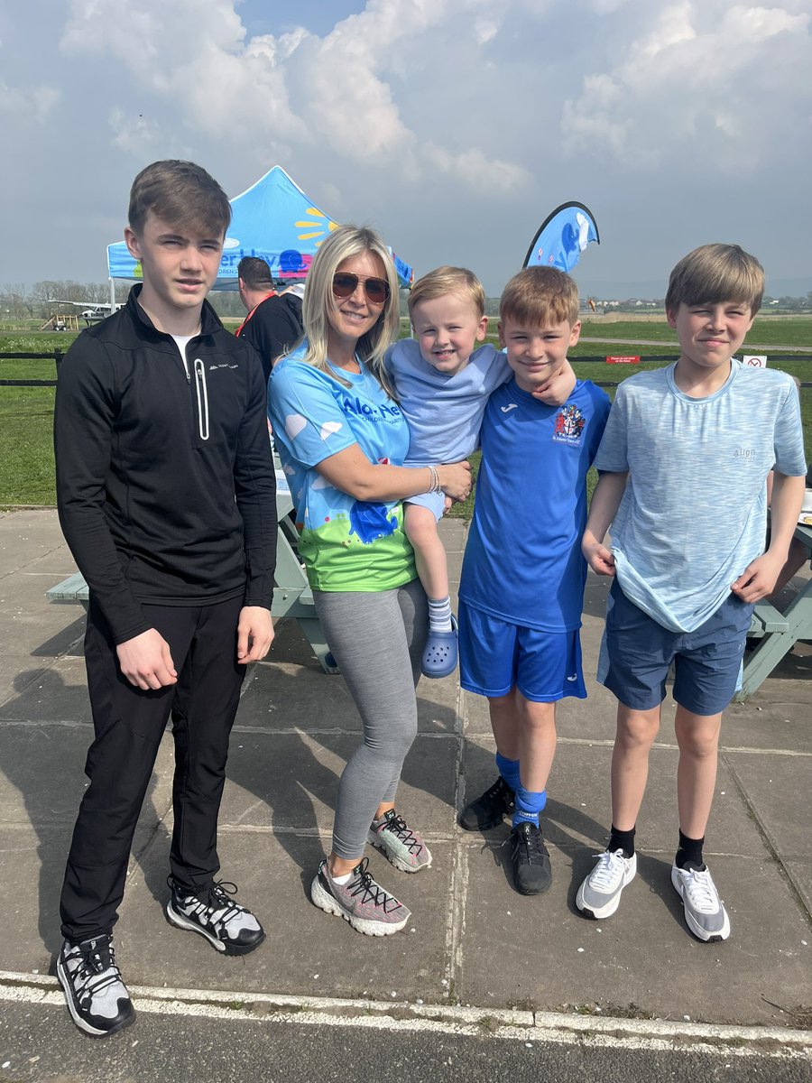 Nadine0786's tweet photo. @PCPSwans Woody spent the day at the cockerham airfield with me whilst we done a sky dive raising money for @AlderHeyCharity he was so proud https://t.co/p2fWRVQE7E
