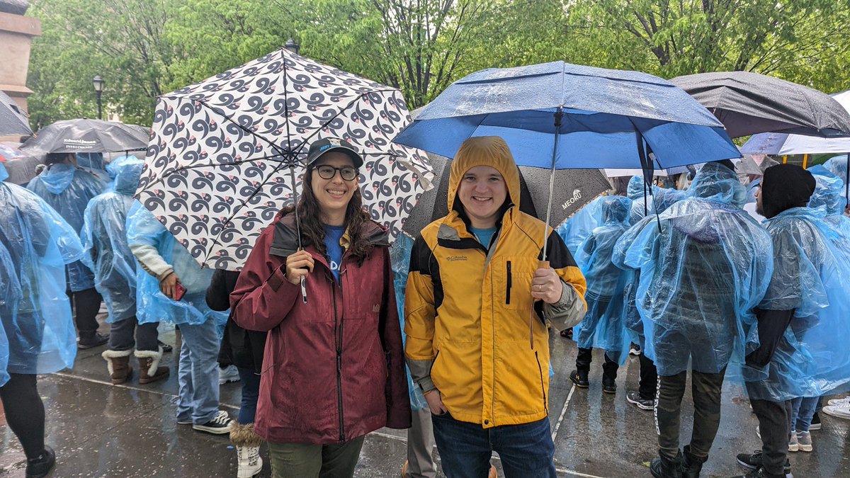 melissa_lwvnj's tweet photo. A little rain didn’t stop us from coming out to the #FundOurNJ rally! Stop tax cuts to wealthy corporations! @LWVNJ  @PhensleyLWVNJ https://t.co/RHnHfRlUx8