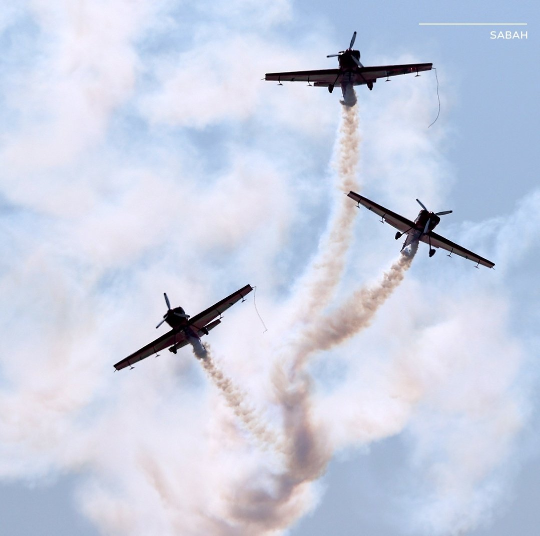 FAR_MAROC's tweet photo. #FARMAROC #RMAF #FRA #CAP232 #TEKNOFEST2023 #TEKNOFEST
مشاركة فرقة “المسيرة الخضراء” للطيران الاستعراضي التابعة للقوات الملكية الجوية ضمن فعاليات المعرض İstanbul Teknofest 2023 بتركيا من 27 أبريل إلى غاية فاتح ماي
Photo credit: https://t.co/147kfdK1zA https://t.co/Q1raORnZDc
