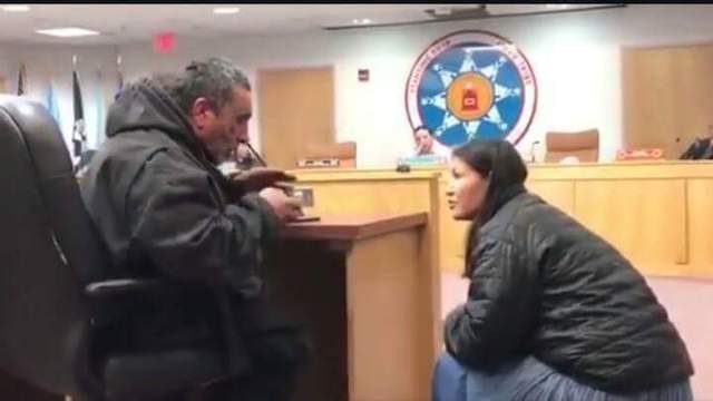 standingrock68's tweet photo. @nativea_lovers @VALLECAUCANSYA2 Sister's of The First Nations do not dress like this.....they respect themselves  and men will respect and protect them. https://t.co/pnPRYNacov