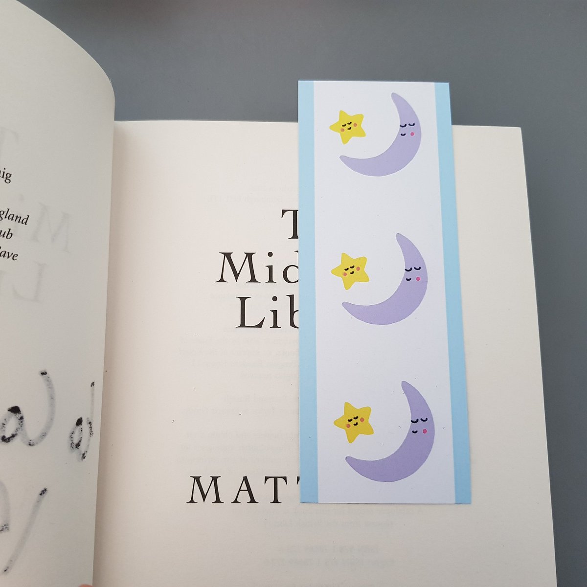 cozzacreations's tweet photo. Evening #handmadehour 😊 looking for a cute bookmark? I have a few designs in my shop:  https://t.co/gaZT5wfypc 💓 https://t.co/hwTETaOz9B