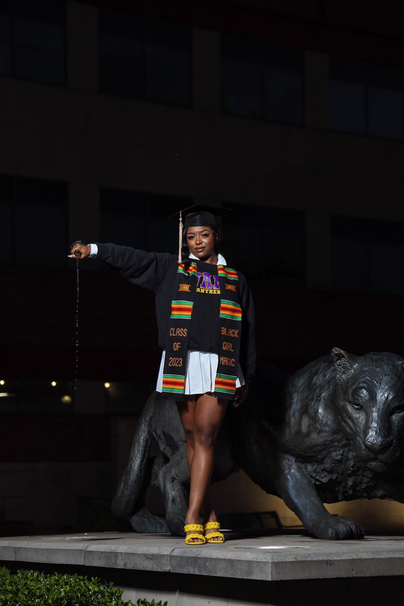 keondraaaaaa_'s tweet photo. “You went to PV ?” …Graduated !!!

May 13, 2023 
B.B.A in Accounting 

Thank you PVAMU, for all the memories 💜💛

#pvamu23 #pvamu #graduation #gradszn #accounting #hbcugrad #pvgradswag https://t.co/jljRhHwUs4