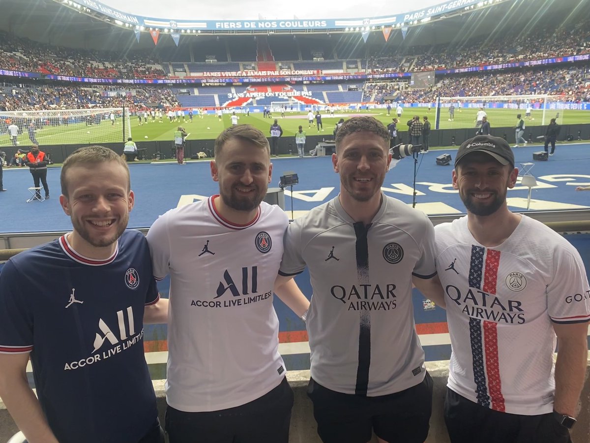 nicjsansome's tweet photo. Game 01 - PSG 1-3 Lorient, strong start!
🔴 Red Card
⚽️ 4 goals
🐐 Seeing Messi https://t.co/JwSt9cCLNl