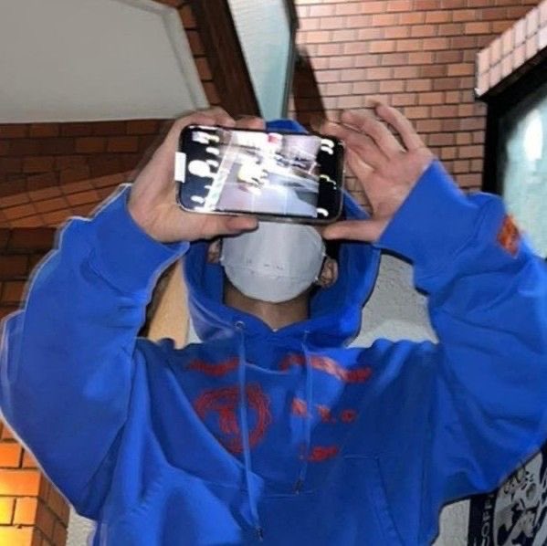 jensngies's tweet photo. hej n jestem nowy ale sie przenioslem i szukam kpop/nonkpop moots💙 #kpoptwt #stantwt https://t.co/U73oCU064g