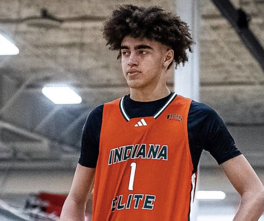 Top-45 2025 prospect Malachi Moreno was doing it all this weekend at 3SSB Session 2, averaging 14 PPG, 10 RPG, &amp; 3 BPG.  

Kentucky, Michigan, Cincinnati, Notre Dame, Florida, Ohio St, Xavier, Iowa, Michigan St, &amp; Purdue are some of the schools that were in for him this weekend.
