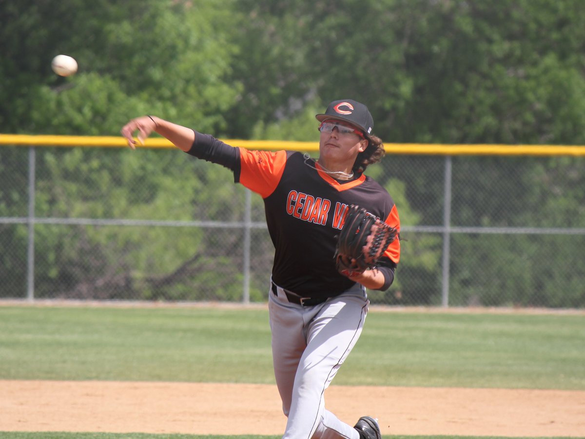 CedarValleySuns's tweet photo. Suns Stop No. 9 Thunderducks for Second Straight Day
๐ฐ https://t.co/UzkAwT4BNu
#CedarValleySuns | #DACBaseball https://t.co/R3BaMhLGUN
