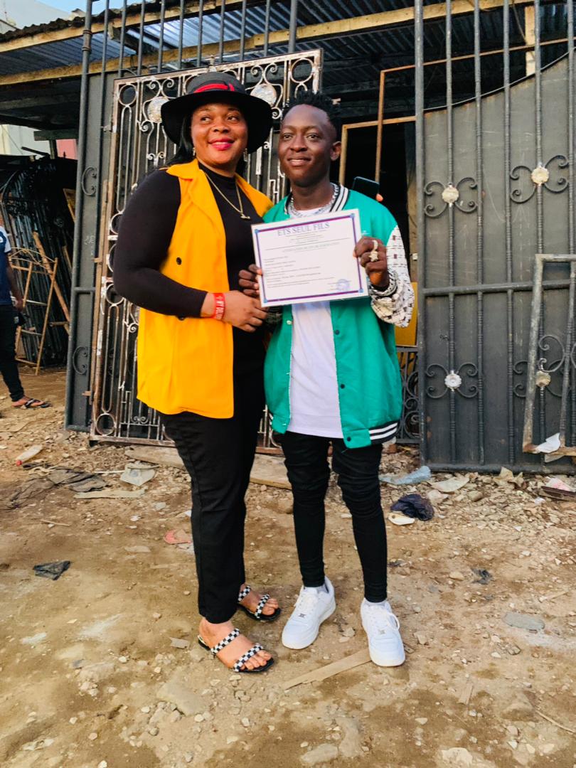PecoVybe's tweet photo. It wasn't an easy journey but I thank God for everything 🙏
#MyHandwork
#WeldingCertificate 
New song out now 👇👇👇
https://t.co/LbtcQeqySg https://t.co/YzL9Wo9zvx