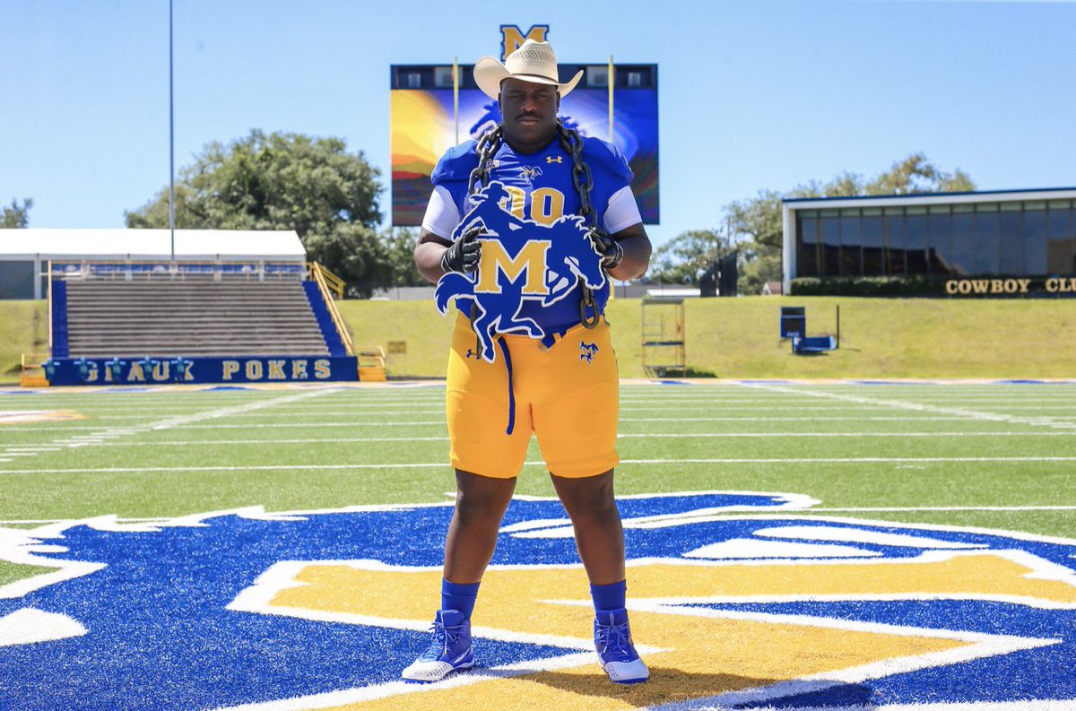 JQuerianLadson1's tweet photo. Thank you to @Coach_Jackson2 and the rest of the McNeese staff for the visit and great hospitality! https://t.co/9q3QIHU55e