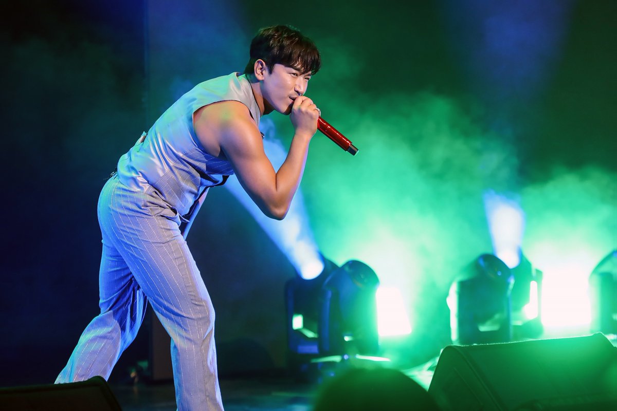 slmw790728's tweet photo. [HD PICS] 20230408 WDJ Fanparty in Taipei
#신화 #Shinhwa #WDJ #이민우 #Minwoo #김동완 #Dongwan #전진 #Junjin
Folder (8 photos 2000x1333) https://t.co/bhIC6DZiC4
https://t.co/TVuHaXkoDz
Fanparty in Taipei folder https://t.co/wVuSCB5WLn
WDJ folder https://t.co/FktHnt29oH https://t.co/j6LkWFTNdb