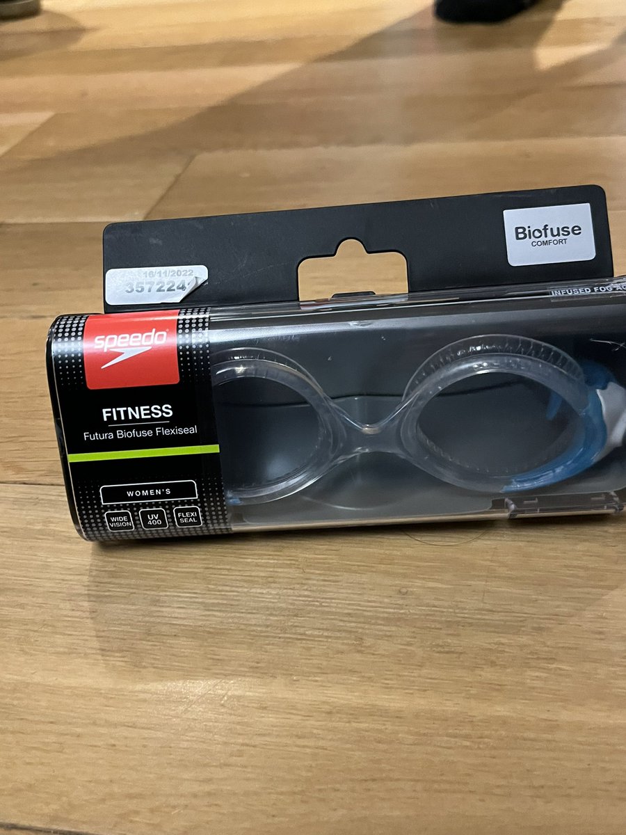 LittleBluePeng1's tweet photo. @SpeedoUK I’ve just bought new goggles and I am shocked &amp; disgusted by the ridiculous amount of unnecessary plastic packaging. What was wrong with a simple cardboard box? Such a waste of resources when a more sustainable option was available. https://t.co/IKlwR5Ouoc