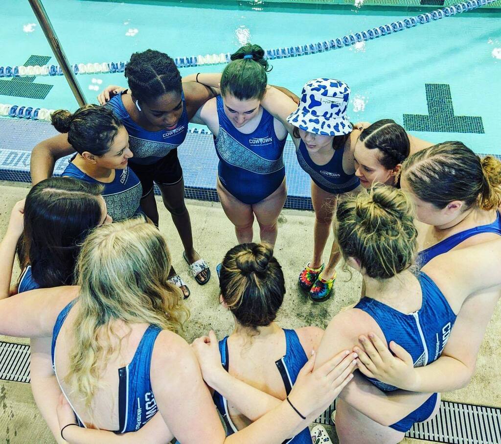 Cowtown 18u girls with a little pregame chat the Southwest Zone Champs. instagr.am/p/CrrCCOGv1Vs/