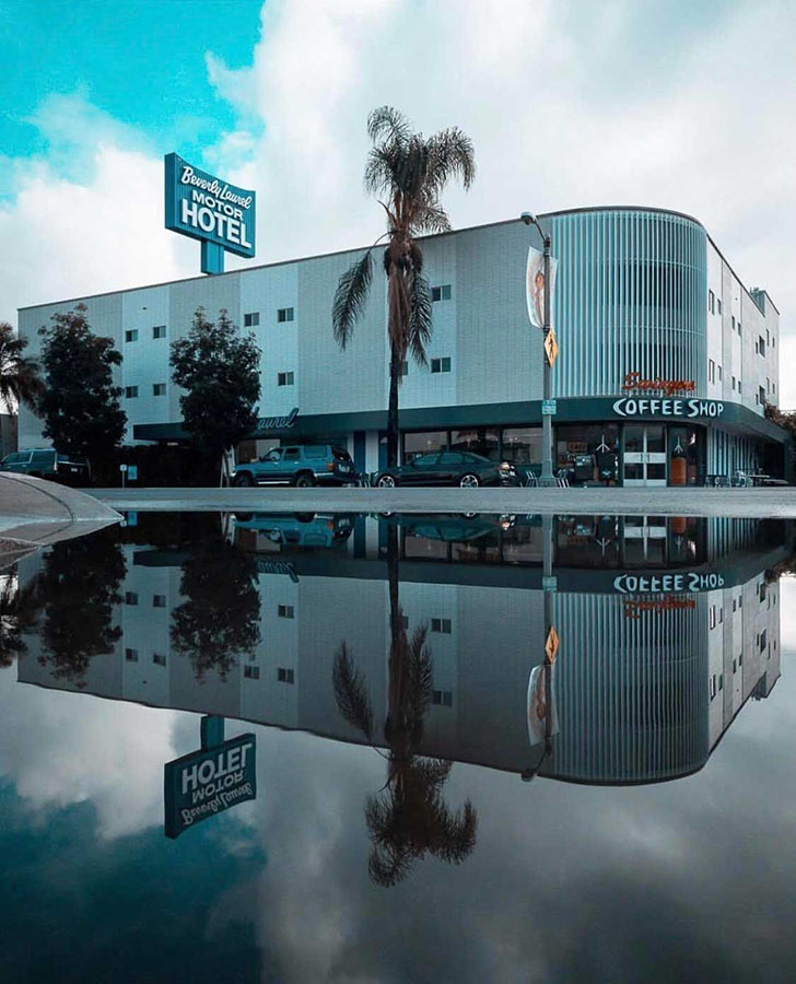 KapiResidences's tweet photo. Step back in time and indulge in the retro charm and delicious eats of Swingers Diner in Hollywood! 😍And the best part? It's just a quick drive away from your cozy and fully furnished Kapi Residences apartments in Hollywood!
#kapiresidences #kapiliving #kapilife #californialife https://t.co/0ThhY54YB2