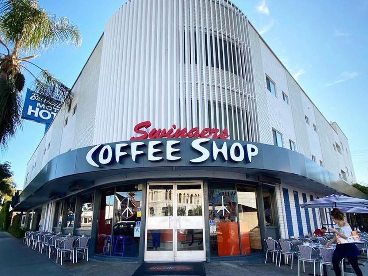 KapiResidences's tweet photo. Step back in time and indulge in the retro charm and delicious eats of Swingers Diner in Hollywood! 😍And the best part? It's just a quick drive away from your cozy and fully furnished Kapi Residences apartments in Hollywood!
#kapiresidences #kapiliving #kapilife #californialife https://t.co/0ThhY54YB2