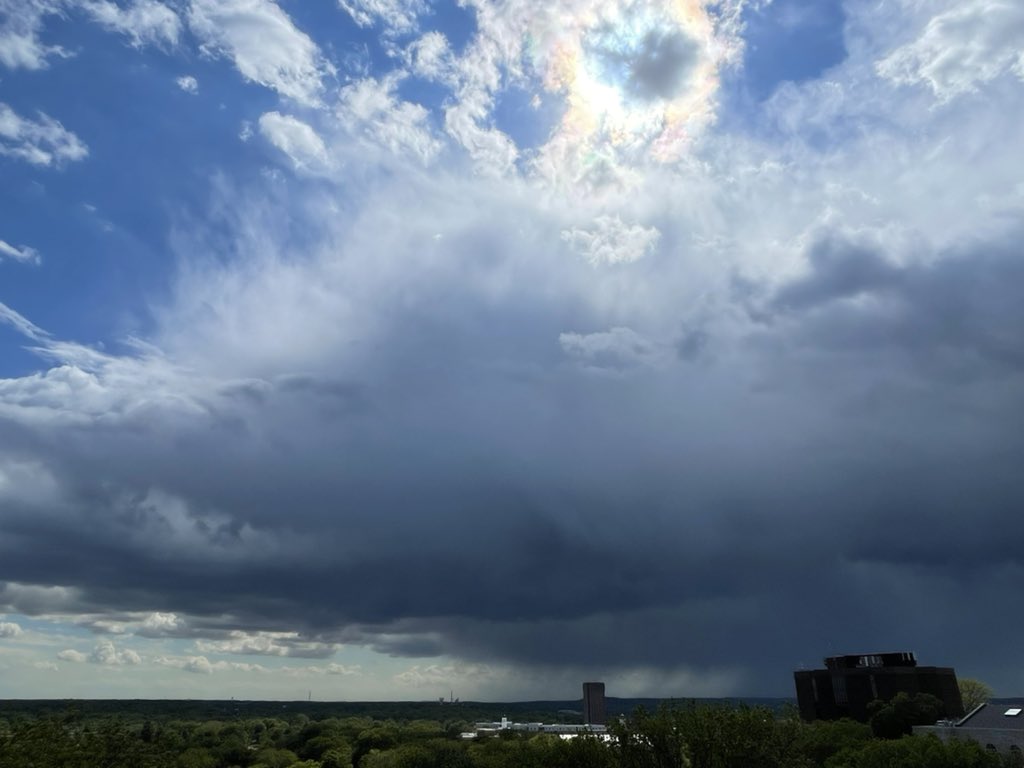 Gorgeous views of passing storms today. #WKU
