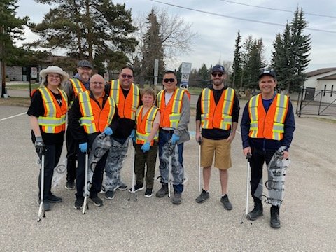 tiben12's tweet photo. Today is Civic Cleanup in @CityofPG. I joined members of Council cleaning up Highway 16 between Ferry and Cowart.  

My oldest son Ryan joined the team to come out and help.

Thanks to all the volunteers who were out in full force today. City is looking great. #CityofPG https://t.co/Hd5tswhAwK