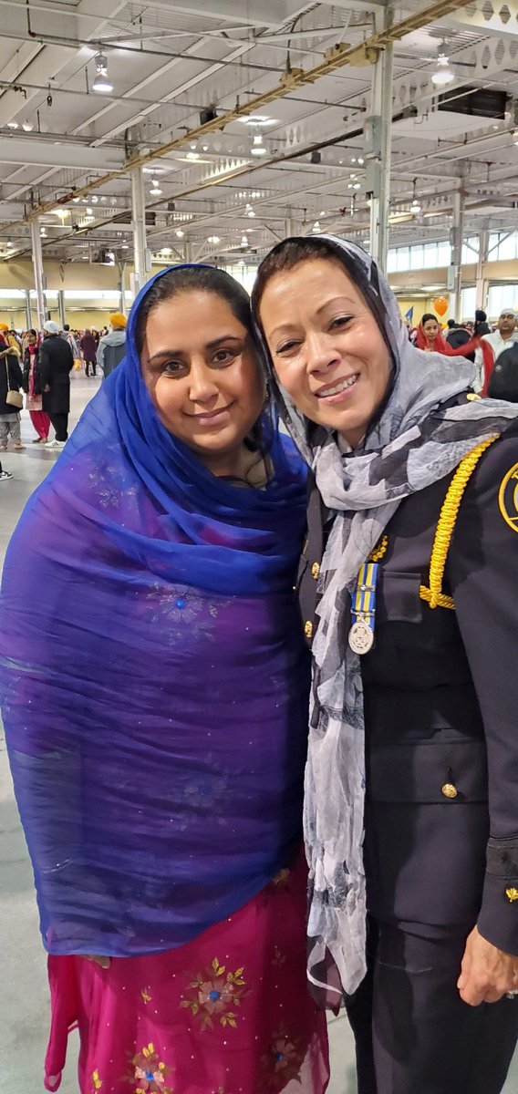 Thank you <a href="/TPSRecruiting/">Toronto Police Talent Acquisition</a> and <a href="/TPSWellnessUnit/">Toronto Police Wellness Unit</a> for being present and engaging with the community. Today was a highlight personally and professionally and speaking alongside Deputy Pogue with my family in attendance was an extra special bonus.