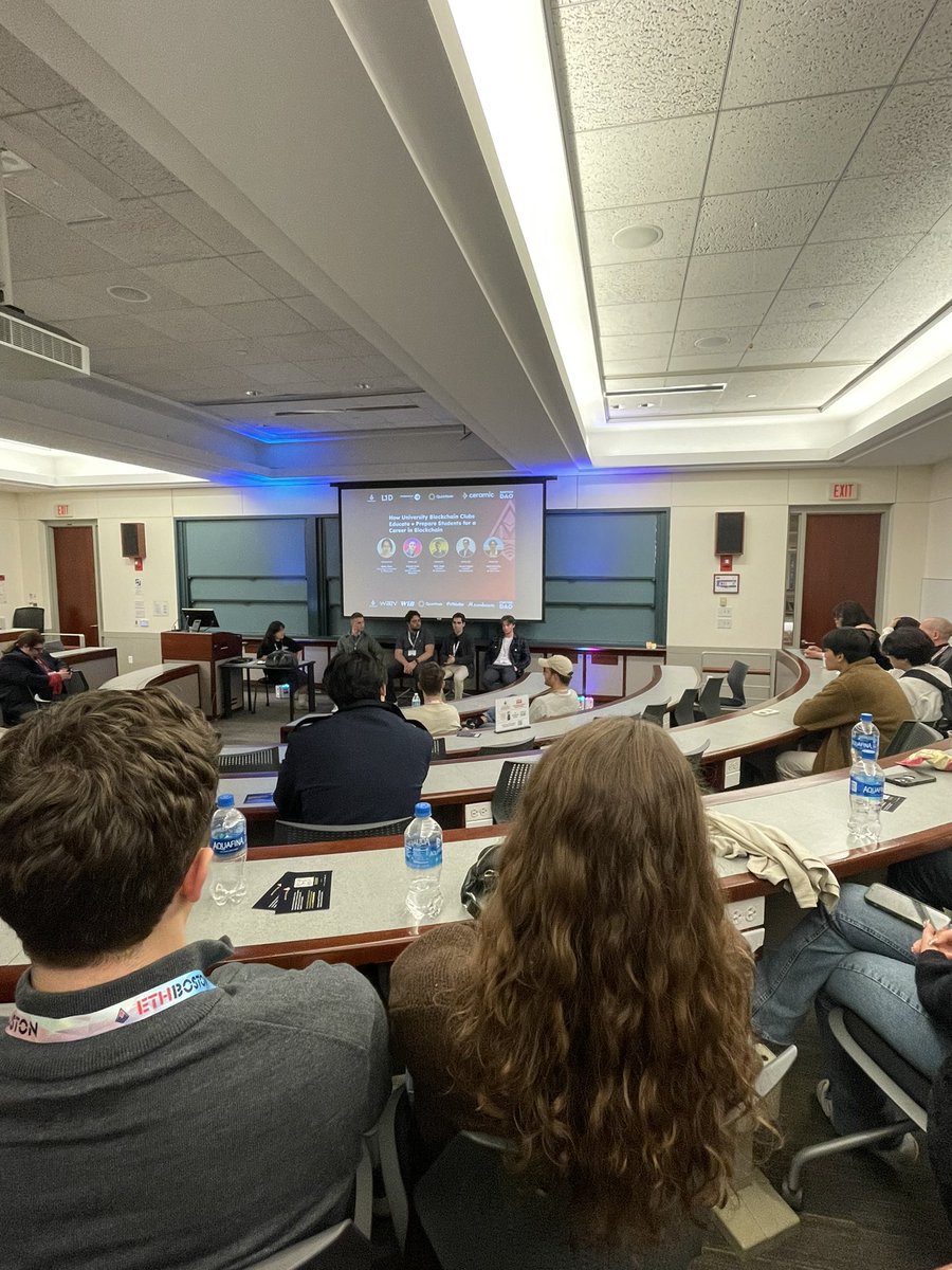 germani_blake's tweet photo. @offdeblockchain dropping some knowledge about @Blockchain_BC at ETHBoston! https://t.co/jCPddZpDJk