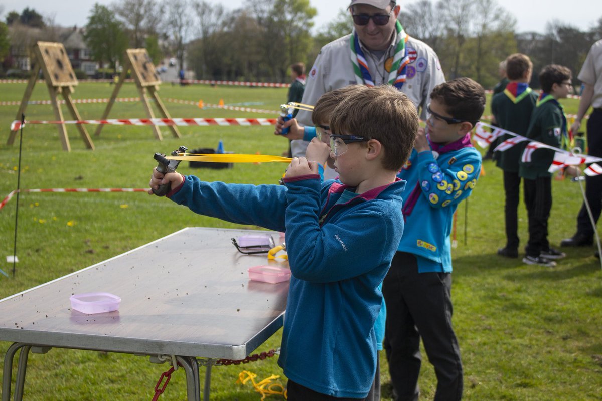 1stBispham's tweet photo. St. George’s Day in the park! 🏴󠁧󠁢󠁥󠁮󠁧󠁿 We had such a great time last week at Stanley Park celebrating what it means to be a Scout and getting stuck in with all the activities 🤩 #SkillsForLife https://t.co/TdkPBn1FAS