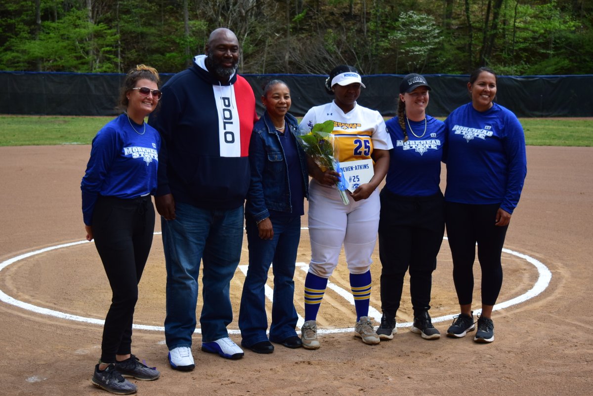 MSU SR Day: <a href="/e_boyle_9/">Erin Boyle</a>, <a href="/maddigailor_/">maddi G</a>, <a href="/MaiMizzy/">MIZZY</a>, <a href="/kiryakingery/">kirya kingery</a> &amp; <a href="/Taylor_Rhea21/">taylor :)</a>.