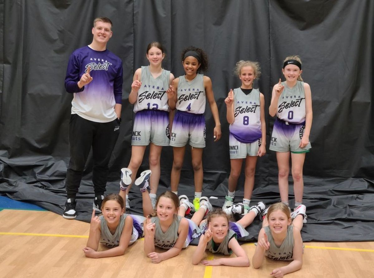warwickworkouts's tweet photo. Congrats to Avera Select Purple Spring Academy on winning the Summer Tune-up in Sioux City this weekend. 
This group has done an awesome job of learning to move the ball and find the open teammate. Can’t wait to continue watching this group grow. 🏆 
#BeSelect https://t.co/TQWPXi2eHs