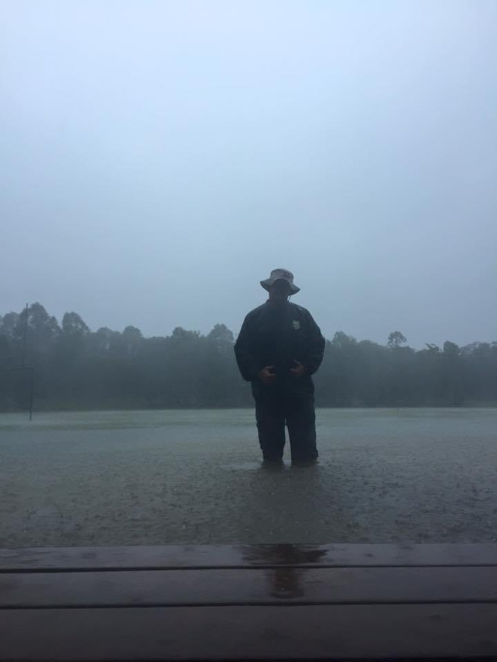AteachersWorld7's tweet photo. Flashback to when the oval was a wee bit wet for PE https://t.co/npurBYeE2s