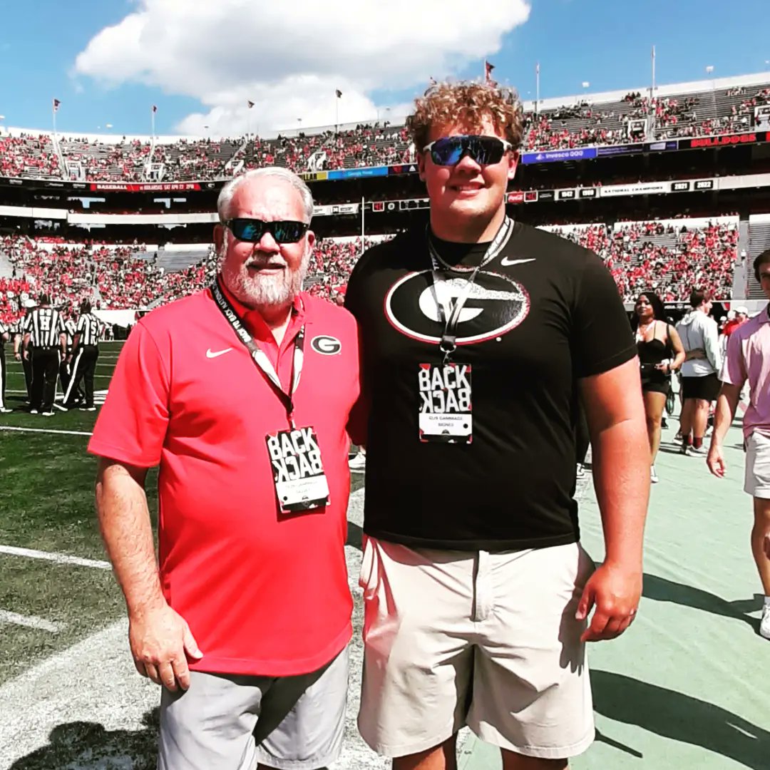 OLG1232's tweet photo. The Gus Bus...Dreaming of being a Georgia Bulldog like hometown hero Nick Chubb..
Now he is one!
@GusG2004 
@CoachTommyAtha 
@DeanRatledge81 
@NickChubb https://t.co/cb2occKHER