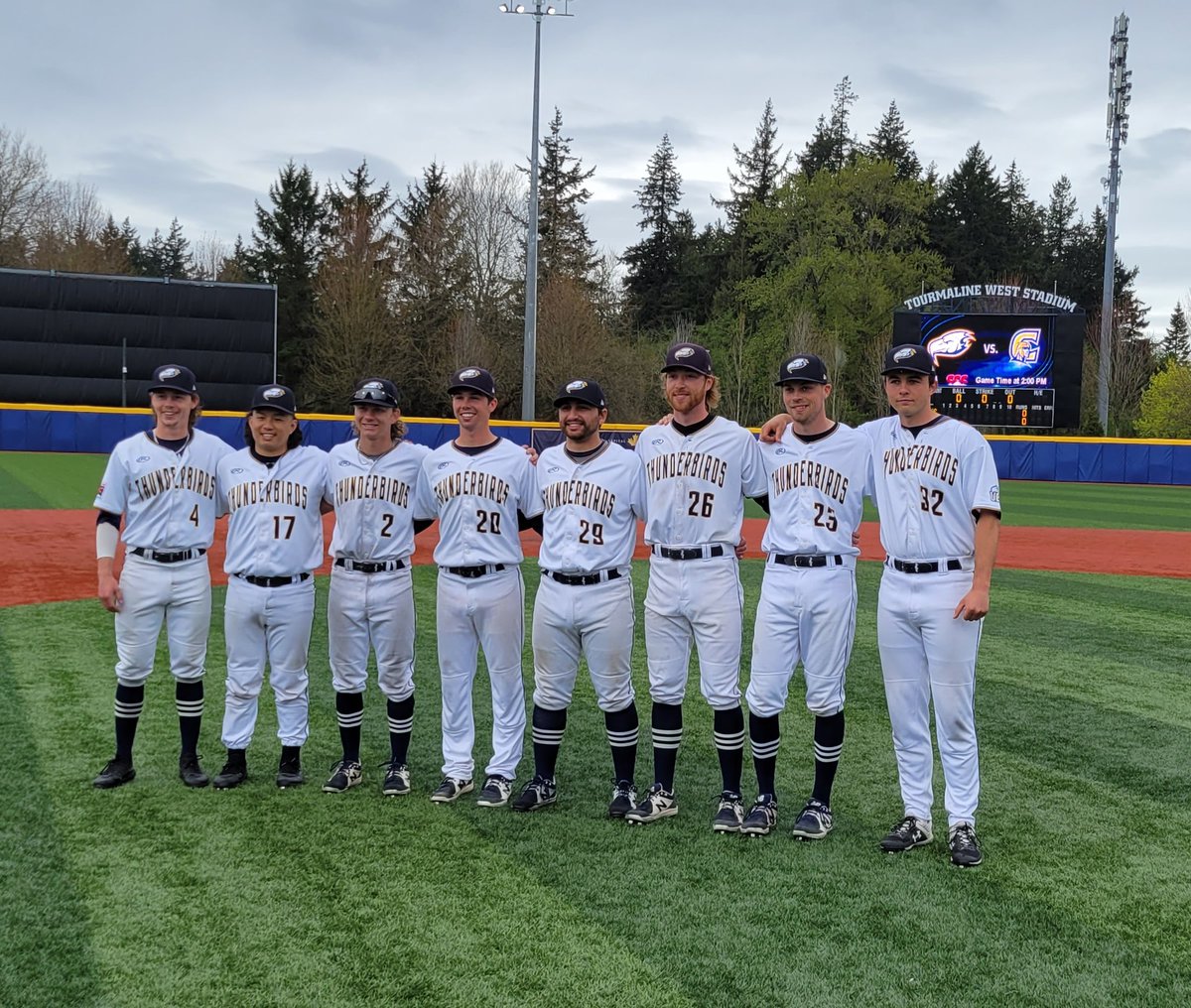 ubctbirds's tweet photo. ⚾️ BASE | Honouring our graduating seniors 🙏 https://t.co/VEJrckf0yO