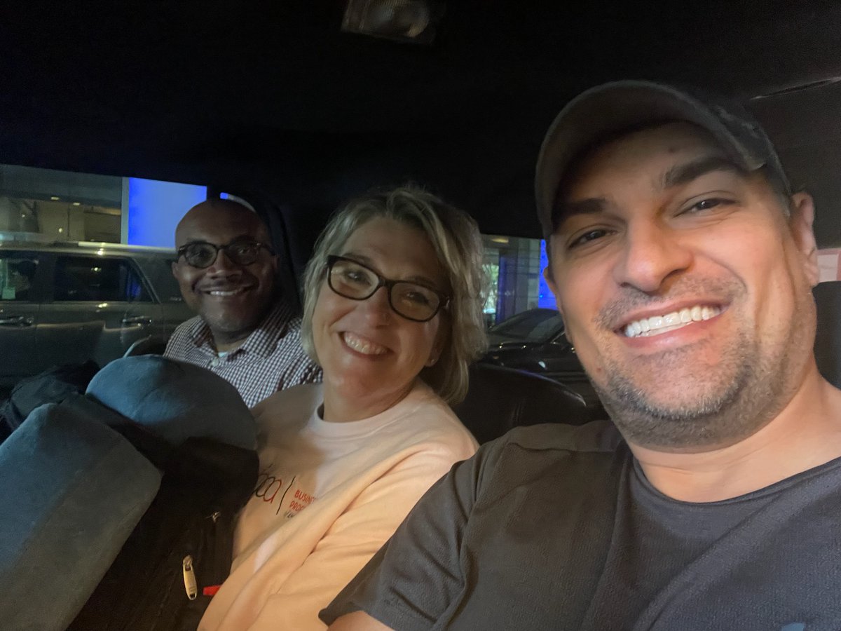 Kelly Williams tweet media