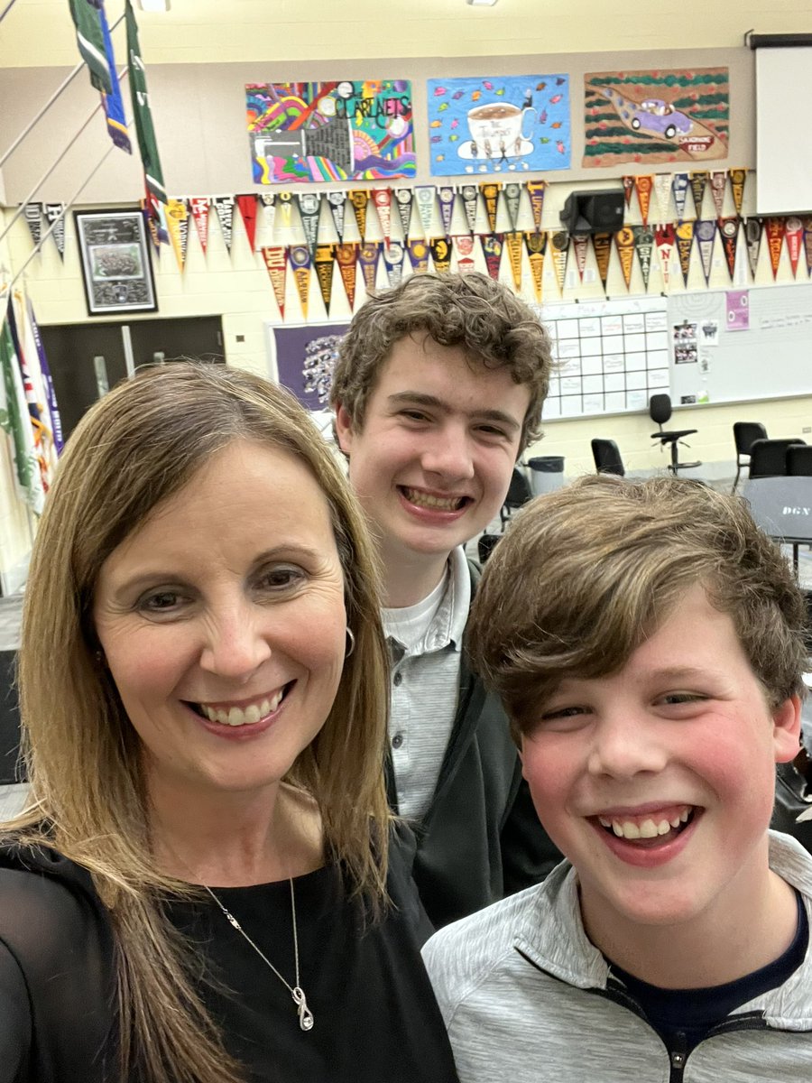 kamiller1107's tweet photo. A wonderful afternoon of music celebrating an amazing teacher, mentor, colleague and friend!  Thank you @dgnbands and @DGNFineArts for organizing a retirement celebration concert for Brayer Teague and his 30 years at DGN!  
#wehavethebestjob
#musicisthegreatestgift https://t.co/gDicwR4Rkn