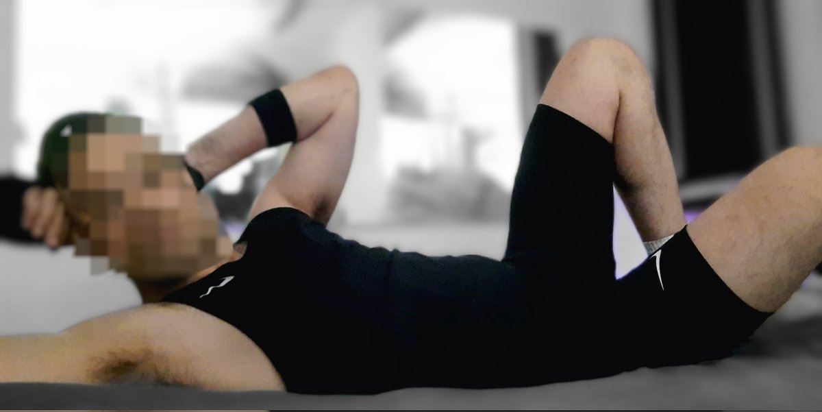 Lycral0ver's tweet photo. #lycrafetish #Running #sportsgear #gay https://t.co/eHgwY4l0rR