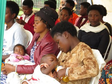 Sfrwanda1's tweet photo. Today @Sfrwanda1 in close partnership with #HHNGermany n @NyamashekeDistrict graduated 74 #YeweClub out-of-school teenagers n teenmothers as acontinous fight against teen pregnancies through #EconomicEmpowerment.After 6months doing #TVET,they’ve been awarded certificates of merit https://t.co/h8GjOy56lW