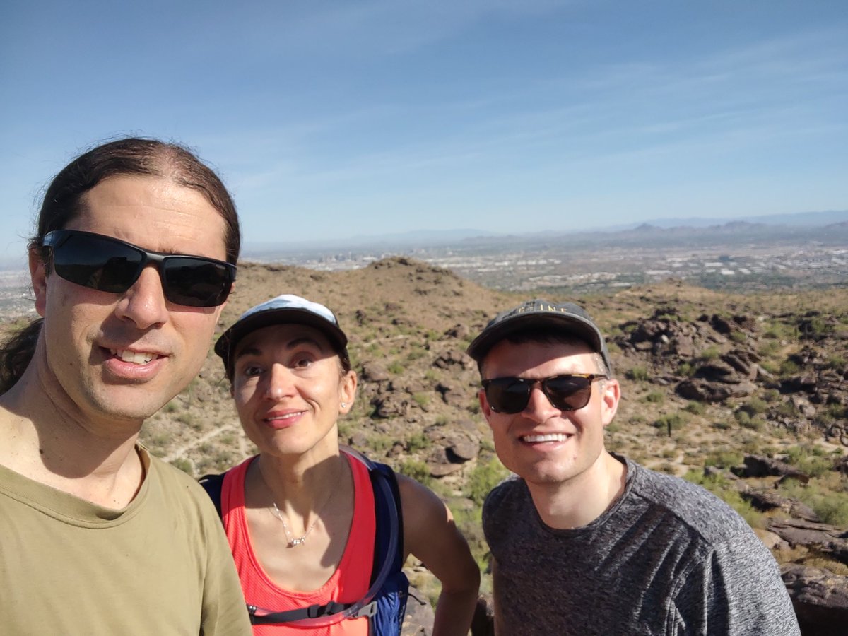 Best part about #SBM2023? Bonding time with <a href="/MGH_Choir/">MGH CHOIR</a> in Phoenix. 🌵Grateful to be part of this fun and inspiring team of brilliant researchers 🥰
