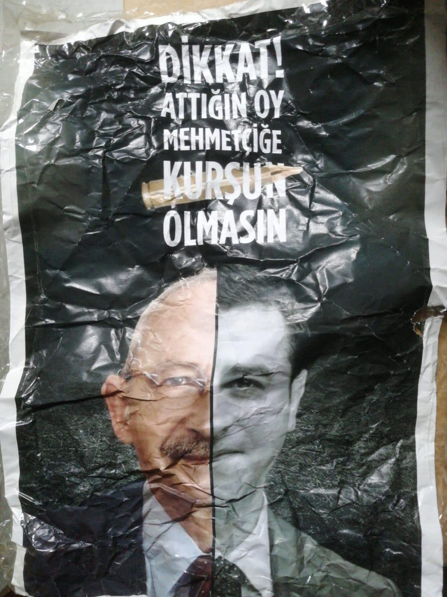 TolgaTurgut_06's tweet photo. Seçime kahpelik ve kan bulaştırdınız. Astırdığınız afişleri söken Sincan Gençlik Kolu Başkanımız Osman Çağatay Ayrıçal ‘ a saldıran @06melihgokcek denen müptezelin adamlarıdır. 
Emin ol bu burda kalmayacak. https://t.co/OJ0lvCOgCT