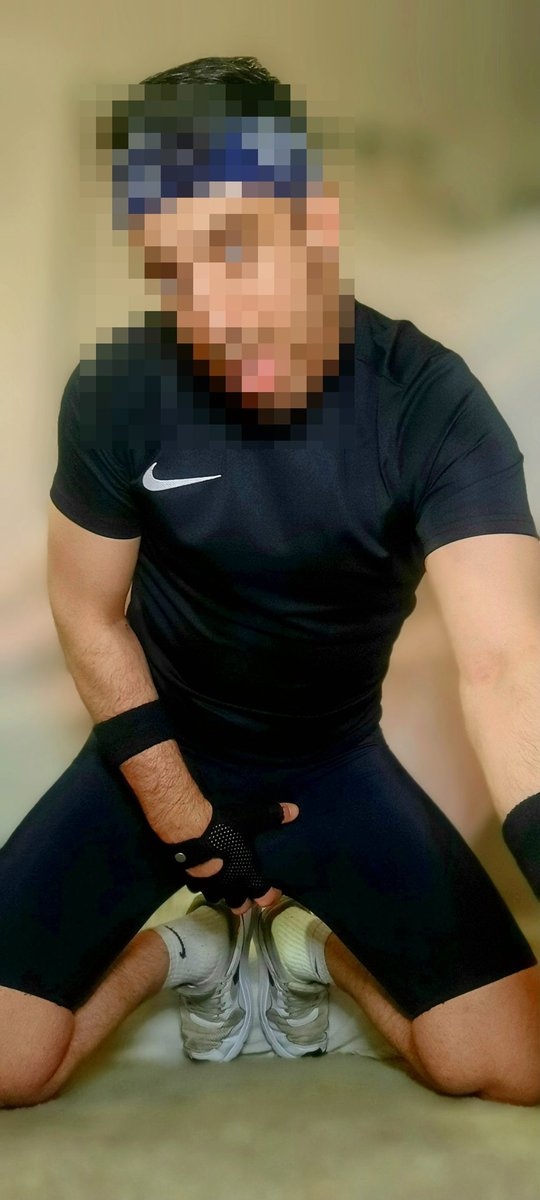 Lycral0ver's tweet photo. #lycrafetish #Running #sportsgear #gay #Nike https://t.co/POFqqvTla1