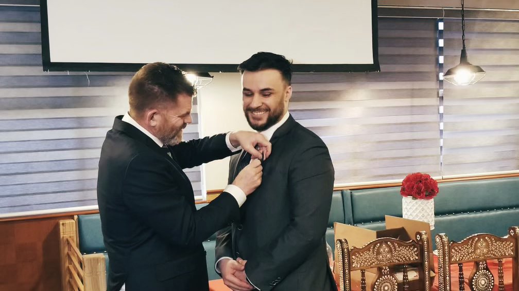 Aryan_Sadat's tweet photo. I am deeply humbled and grateful to have been bestowed with the honor of the Queen Elizabeth Platinum II Medal for my unwavering commitment to community service and volunteering over the past fifteen years.
1/4
#aryansadat https://t.co/VCMEjSDULS