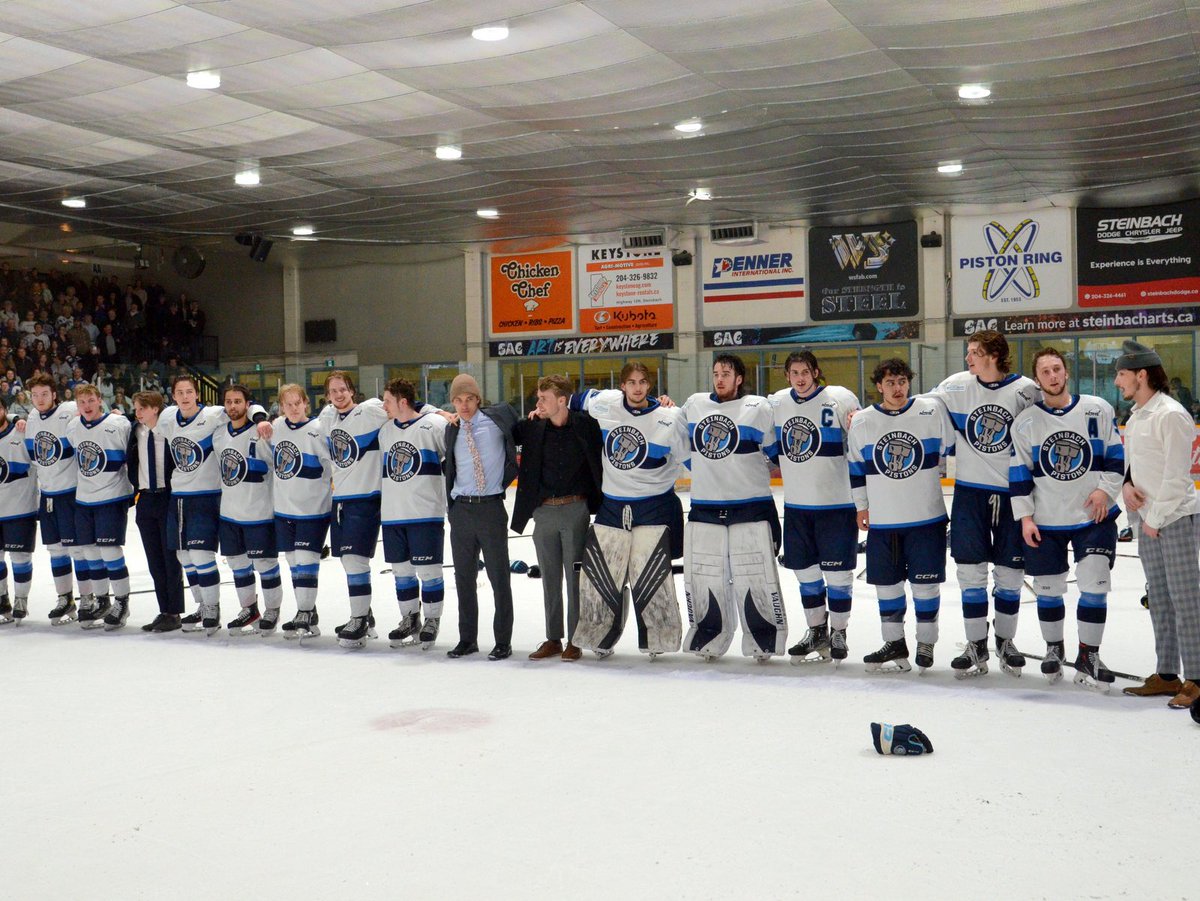 MJHLPistons's tweet photo. The Pistons hoist the Turnbull Cup with a 3-0 game 5 win over the Oil Caps! (Photo Creds: Adi Loewen)

Click the link to read more: https://t.co/Ya2uvhh8IG

#WeAreOne https://t.co/qDBvm5PRn1