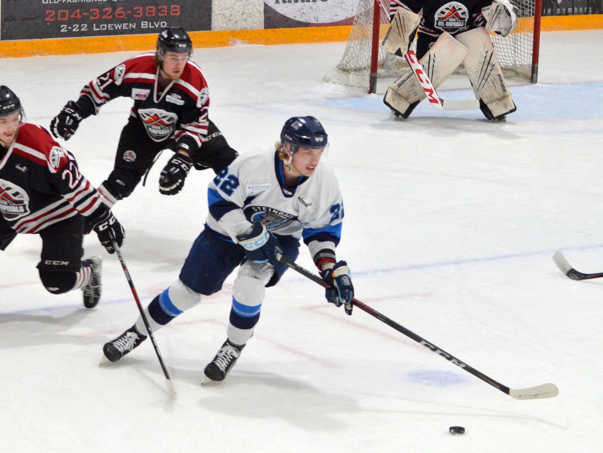MJHLPistons's tweet photo. The Pistons hoist the Turnbull Cup with a 3-0 game 5 win over the Oil Caps! (Photo Creds: Adi Loewen)

Click the link to read more: https://t.co/Ya2uvhh8IG

#WeAreOne https://t.co/qDBvm5PRn1