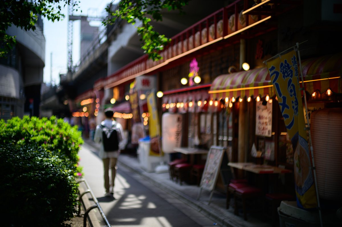 #bokeh #tokyo #japan #urbanstreet #photography #カメラ好きな人と繋がりたい #写真撮ってる人と繋がりたい #写真 #hidesax #street_color_life #photo #写真好きな人と繋がりたい #streetphotography #street