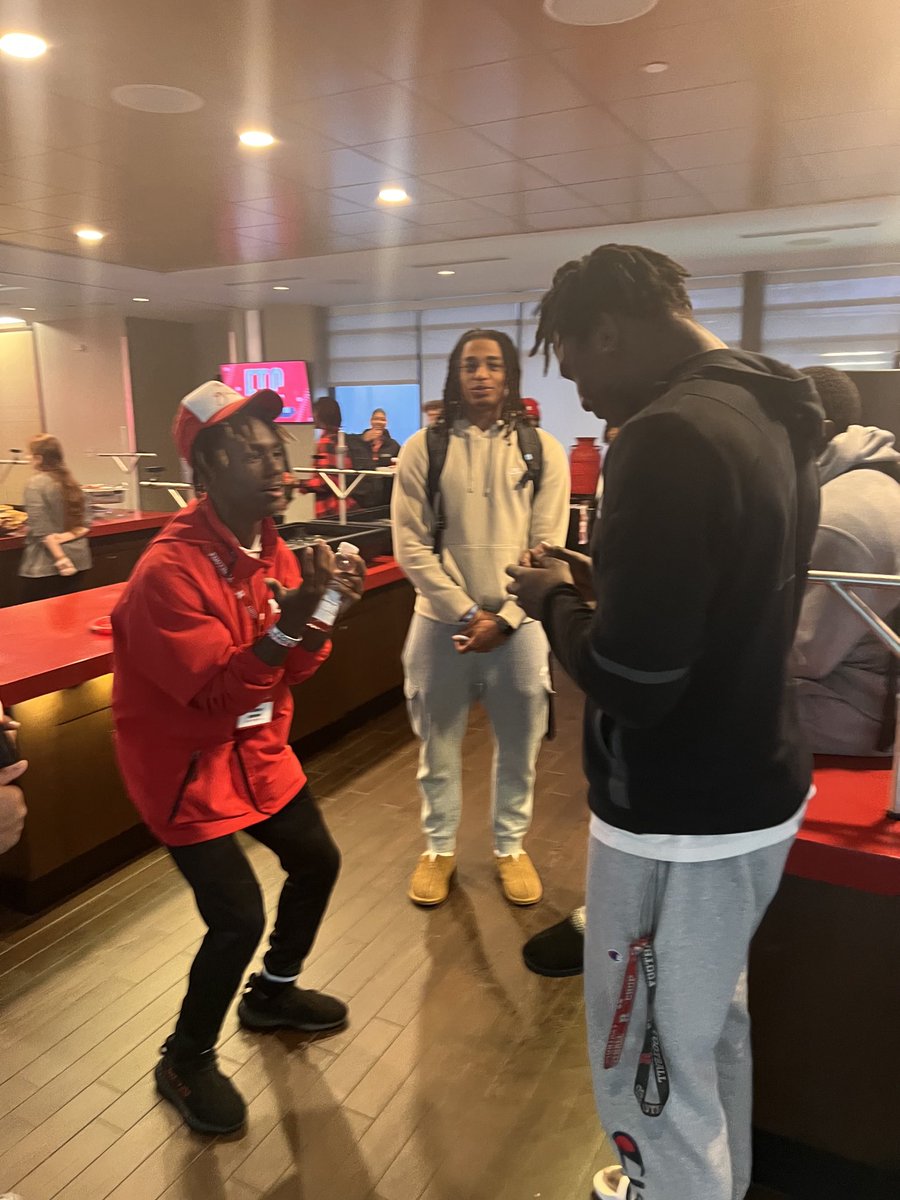 TheReal_Linden's tweet image. ⁦@Brown7Josiah ⁦@RFootball⁩ #Choppingitup #Classeykid #beautifulfamily #twin @RUscarletnation⁩ ⁦@RutgersFBfans⁩ ⁦@HTHS_Athletics⁩ - Having a great time, at Rutgers University football spring game 2023. 🪓🪓🪓🪓🪓🪓🪓🪓🪓🪓🪓🪓🪓🪓🪓🪓🪓🪓🪓🪓🪓🪓🪓🪓🪓👊🏾