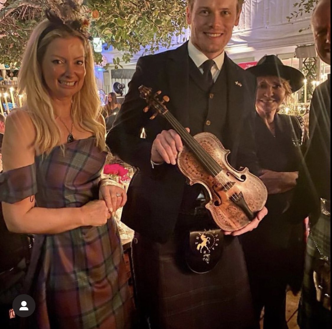 insideWeeBox's tweet photo. Happy birthday @SamHeughan ๐ฅณ
Thank you for everything you do for us in Scotland ๐๐ด๓ ง๓ ข๓ ณ๓ ฃ๓ ด๓ ฟ๐ซ
*pictured here with our founder, Amy at the #LABurnsBash @TheRossKing
#HappyBirthday #Outlander #SamHeughan #wheresWeeBox https://t.co/VRuNJWTEuv