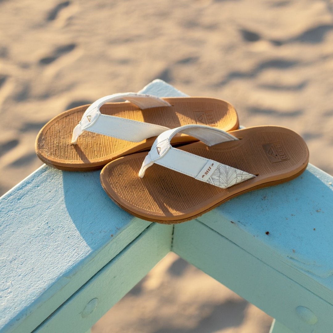 In need of a new pair of sandals?

Check out Flip Flop Shops in Downtown Oceanside! #freeyourtoes
