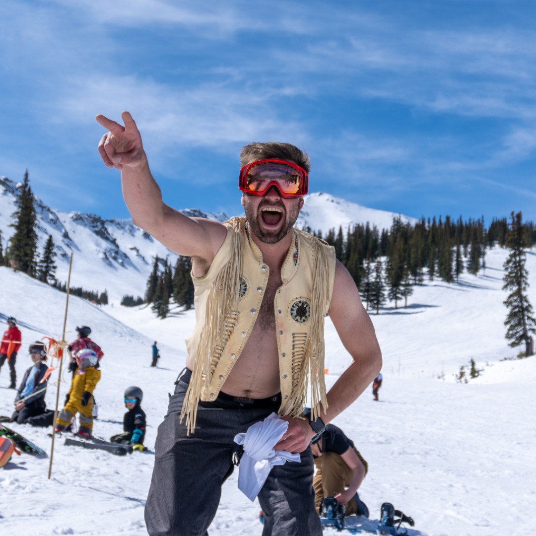 MarmotBasin's tweet photo. Dancing cats, groovin' roosters and a whole bunch went bananas today at mid-mountain for our season-end Meltdown dress-up dance-off! Thanks to everyone who took part and all the spectators cheering them on! 

We've got one day left until we close the gates on 22/23! https://t.co/0uPQbej0xl