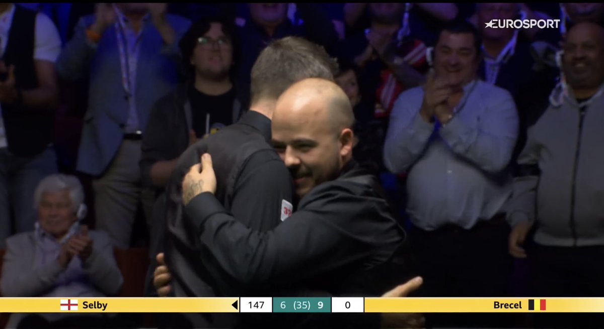 And that's how you congratulate your opponent for a 147 even in final