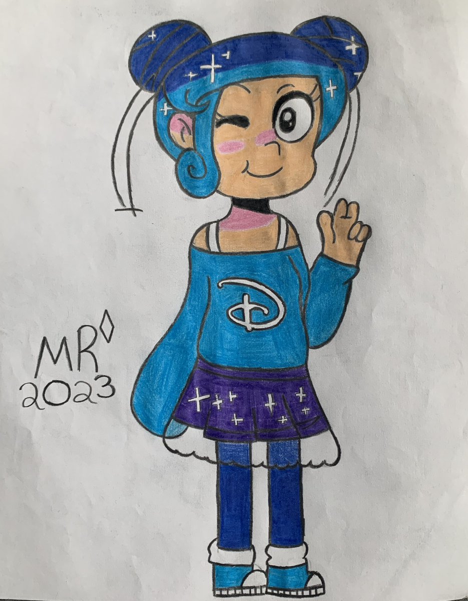 Matthew54105904's tweet photo. A while ago I started to have nostalgia for the network tans; so I wanted to draw my all time favorite (and the one I had a massive crush on as a teen 😄) Disney Channel tan 😊💙✨ #DisneyChannelTan #DisneyChannel #channeltan #networktan #traditionalart #artwork https://t.co/2GwAB899lO