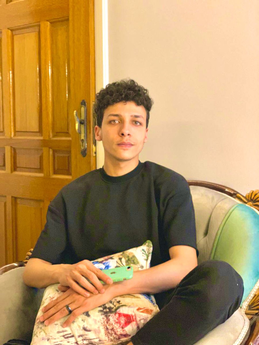 Omar_Helalxx's tweet photo. 𝑶𝒇𝒇𝒊𝒄𝒊𝒂𝒍𝒍𝒚 22  𝒚𝒆𝒂𝒓𝒔🖤 https://t.co/G3IZaYd22k