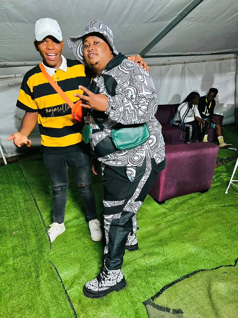Crazy_T_Music's tweet photo. ATTENTION!!! Please watch #maobanekeneketauoemusicvideo and subscribe to my YouTube channel 💪🔥

https://t.co/upSEIsubCS
@Malome_Vector https://t.co/LdwNyayo0k