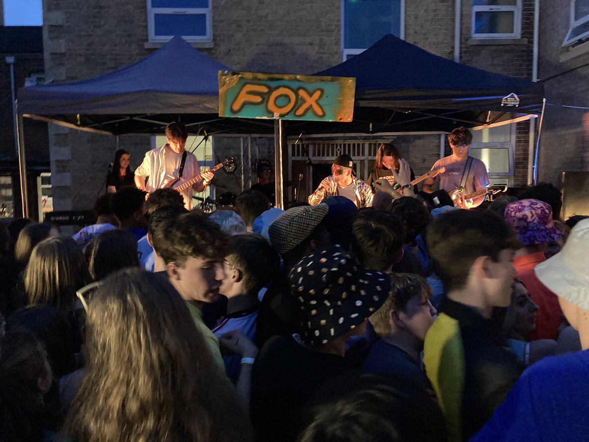 bishopfoxhouse's tweet photo. Fox Rocks 2023 has happened - what a night. Great music, great company and a very fine hog roast! The musicians certainly put on an amazing show! 🦊🎸🎹🎤🥁🦊 https://t.co/sD7ONRfZkJ