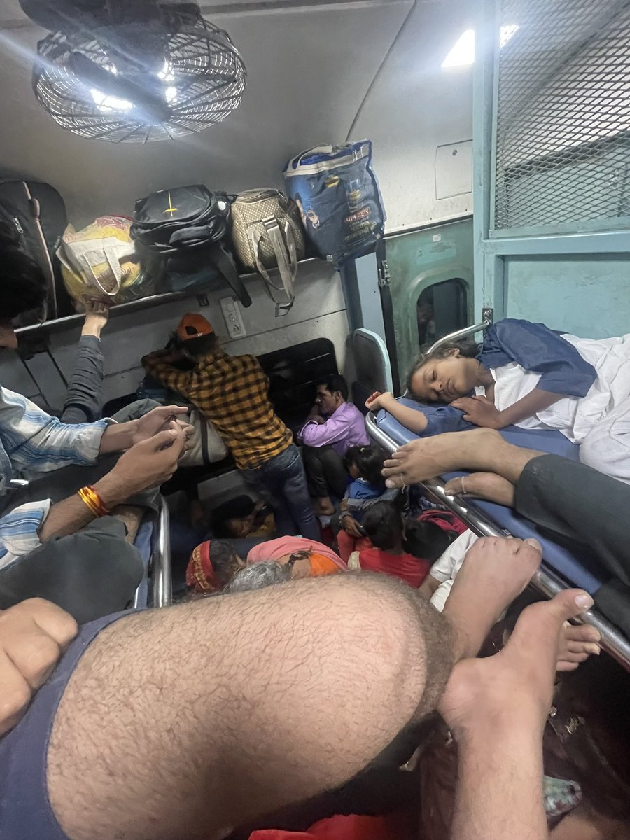 GOLDEN_JET2003's tweet photo. @Jayecane I’ll start booking 1 st class tickets
Because this situation make me so in trouble 
(Still I need to travel for 23 hours in this rush🥲)
And it’s more difficult with my family https://t.co/YH2Njd9BDW