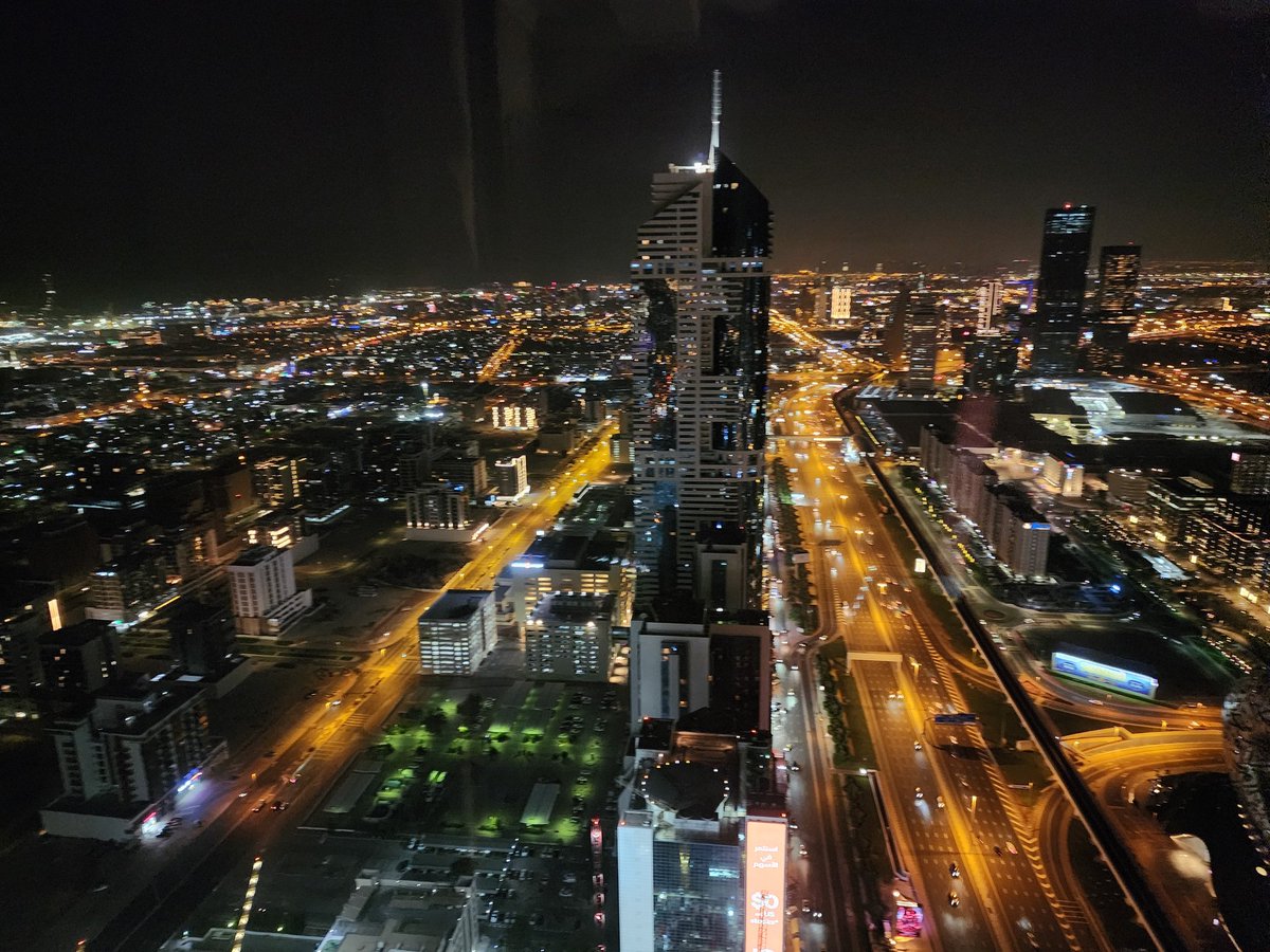 sontondlovu's tweet photo. Outchea to market South Africa. #ArabianTravelMarket. #ATM. #WedoTourism #VisitSouthAfrica

Hotel views from 60th floor. https://t.co/e0oVKXbsYD