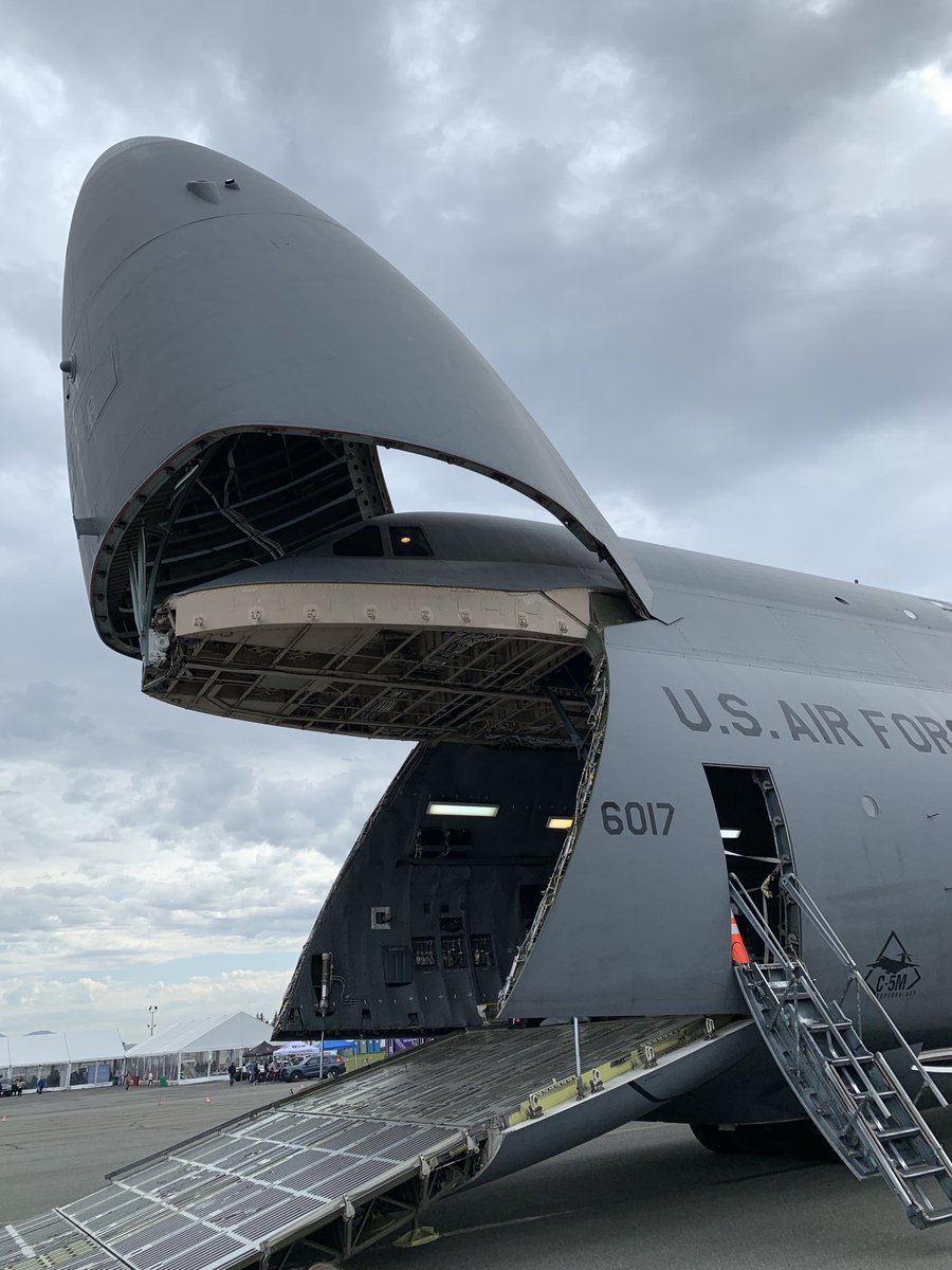tjgalda's tweet photo. You still have time! Go check out the #girlsfly2 event in #Abbortsford. Super cool opportunity to see the jets, choppers and police units + meet all the people who operate. We had a great time! Really cool to see all the #USAF support. https://t.co/O4CQLpqZtB